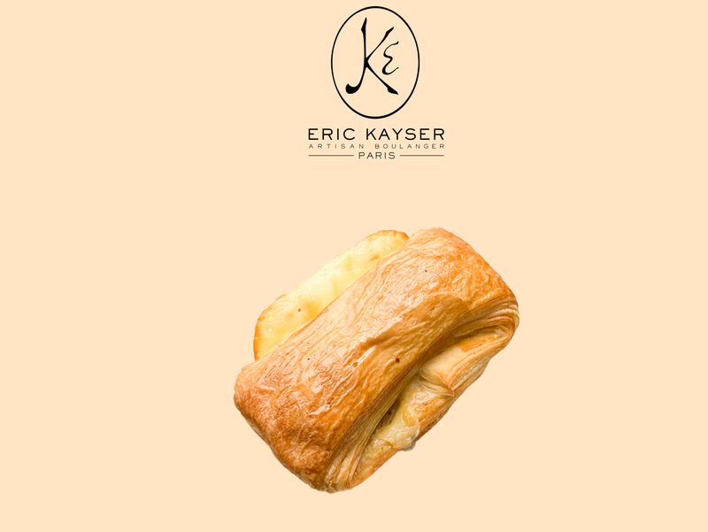 Eric Kayser Mozarella, Tomato, and Pesto Pastry